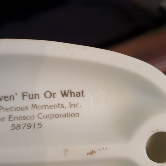 Vintage Enesco Precious Moments Porcelain Figurine 1999 "RV Haven' Fun or What" - Picture 9 of 9